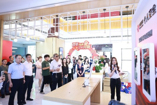 百年传承 三十向新 山东联通开展“网络更快、产品更好、通信更安全”体验活动