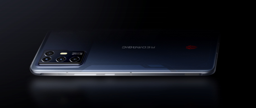 1622104959390023283.png 【新闻通稿】腾讯红魔6r首销仅2699元,144hz屏幕+高通骁龙888打造游戏手机界西装狂魔721.png