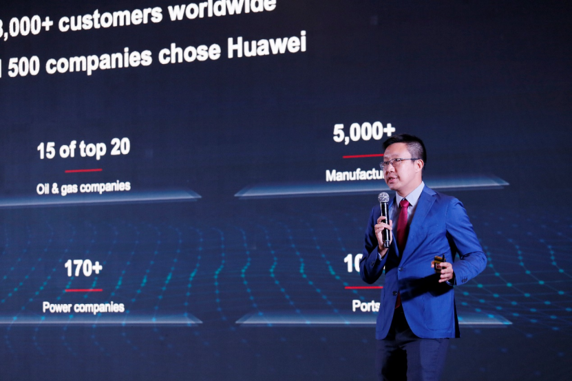 1663754957675014057.png 【Summit新闻稿】绿色 · 加速 · 创新,打造全新全闪存数据中心677.png