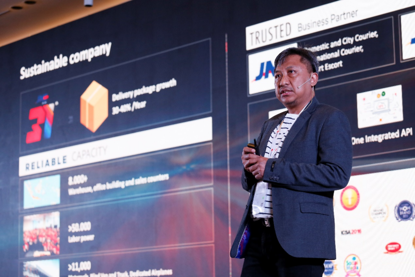 1663754991256097139.png 【Summit新闻稿】绿色 · 加速 · 创新,打造全新全闪存数据中心1248.png