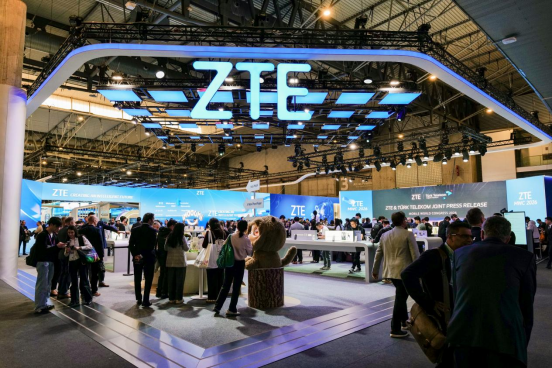 1772504563217046032.png 【新闻稿】AI战略与游戏赛道全面开花 中兴通讯全场景AI终端矩阵亮相MWC26巴塞罗那266.png