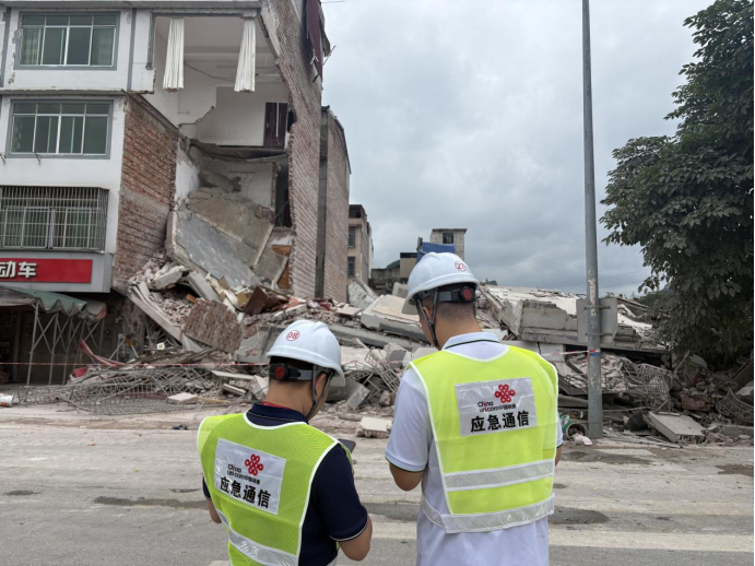 中国联通全力做好广西柳州5.2级地震通信保障307.png