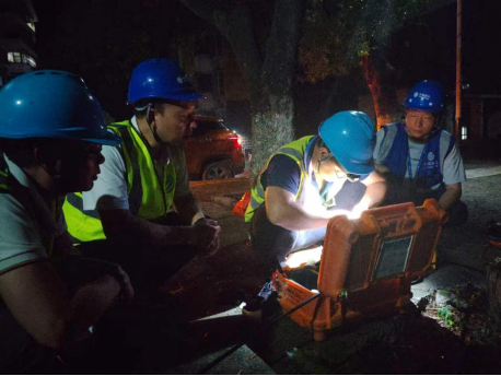 1779075623717058238.png 中国移动全力做好广西柳州5.2级地震应急通信(1)197.png