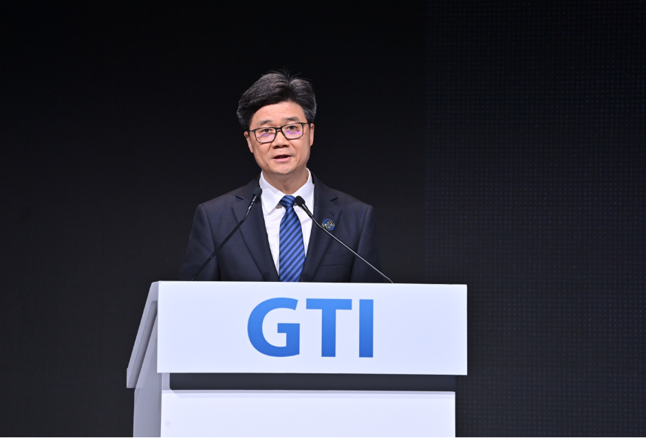 1719403615637044793.png image.png