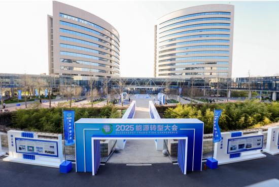 1764209970588040560.png image.png